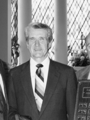 Davis_Chick_1541-300x400